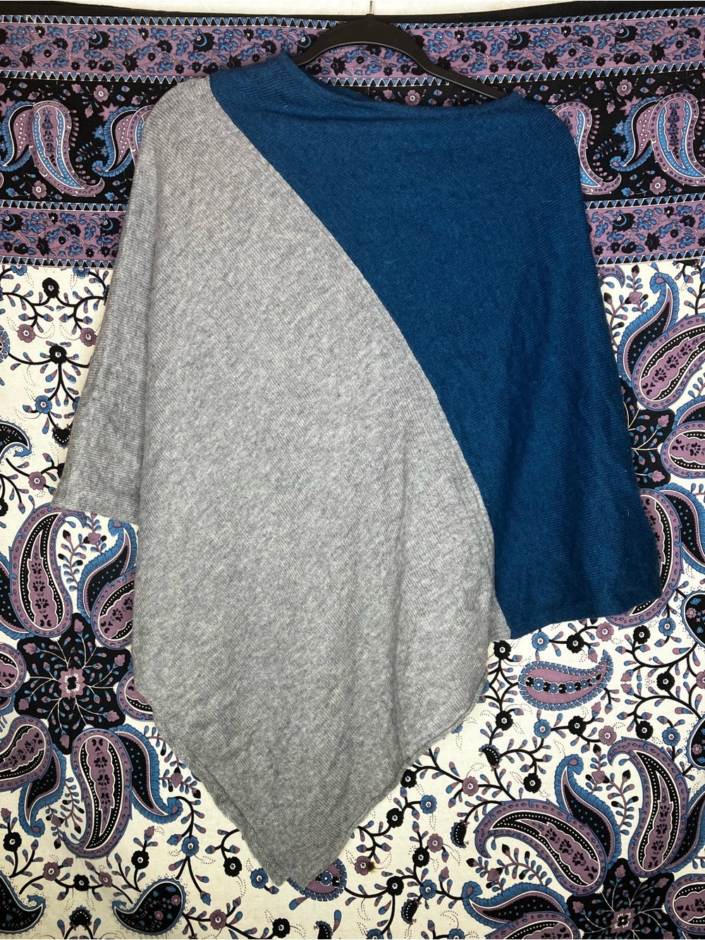 Celeste wool cashmere colorblock poncho